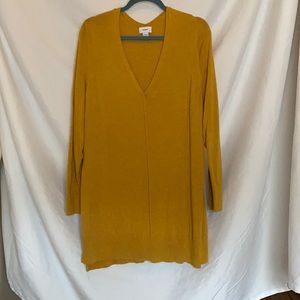 Old Navy Sweater